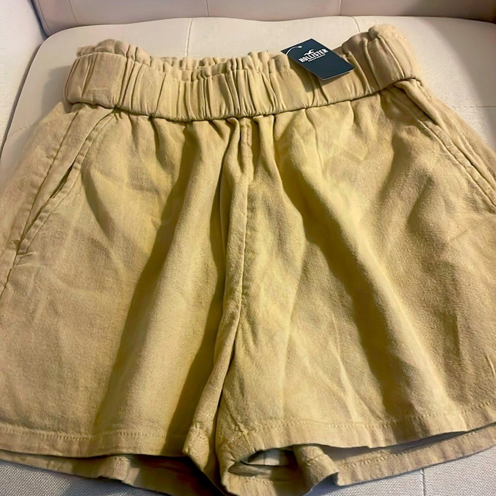 Hollister high rise shorts